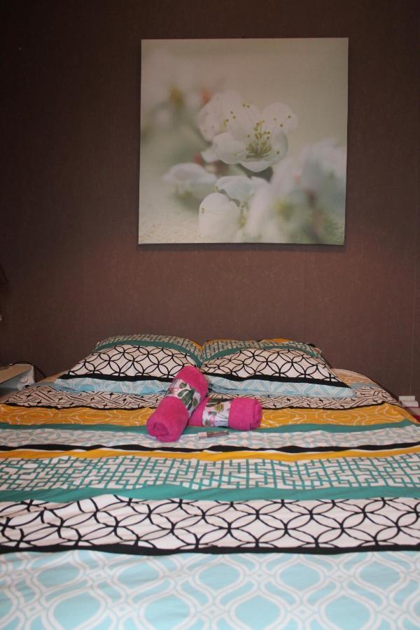 Chambres D'Hotes Les Mesanges Saint-Martin-Lez-Tatinghem Dış mekan fotoğraf